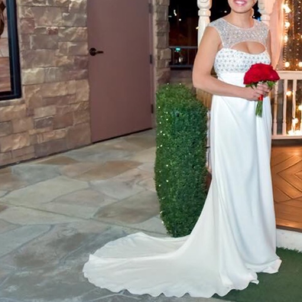 Wedding dress